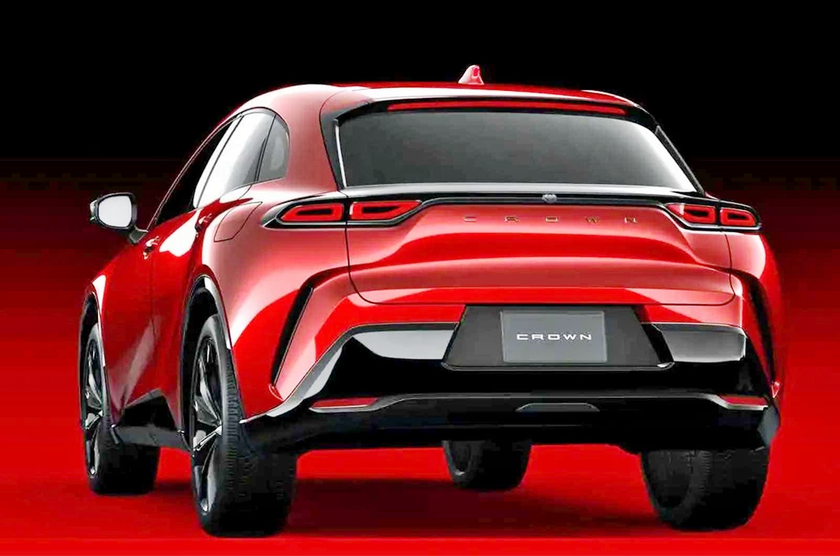 Toyota Crown Sport rear quarter